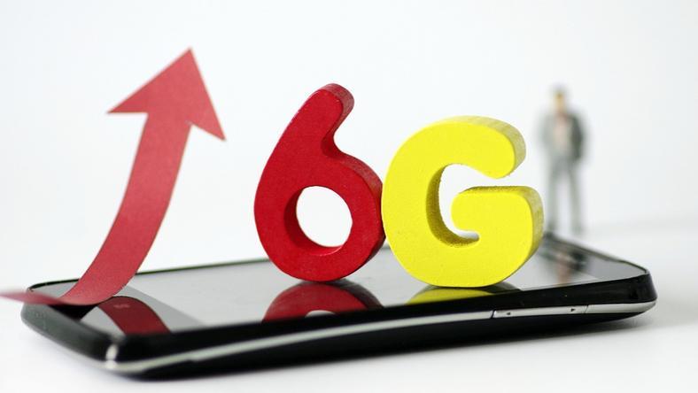 6G来了,会替代多少光纤?